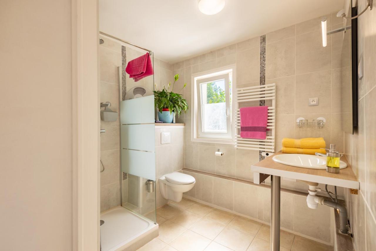 Bed and Breakfast La Chevrerie Vaire Экстерьер фото